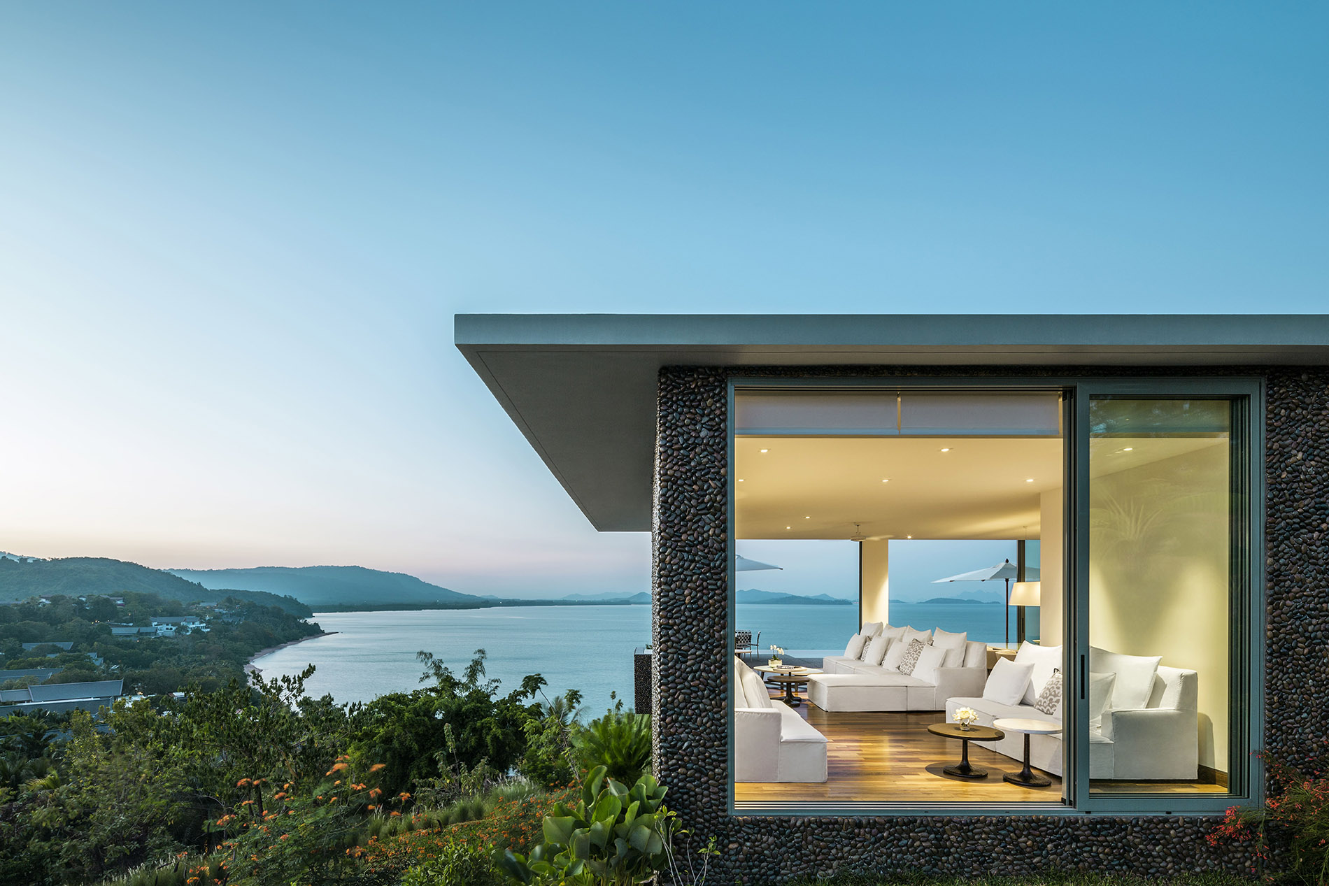 Point_Yamu_Villa_Exterior_2